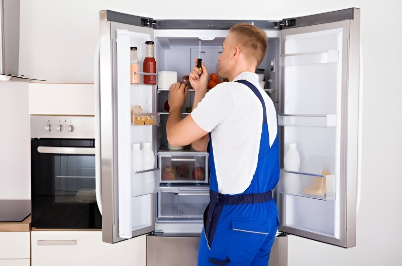 Refrigerator repair in Miami
